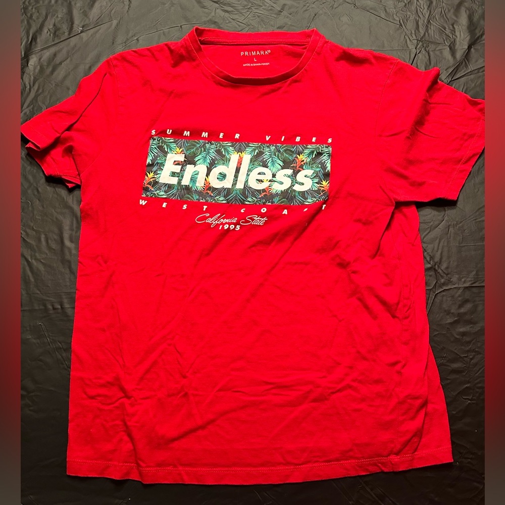 Large Red Shirt w/ Endless Graphic
